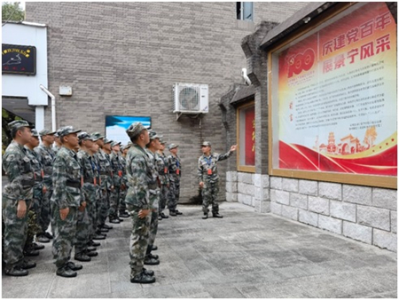 景寧縣檔案館與縣人武部聯合開展參觀建黨百年主題展覽活動.jpg